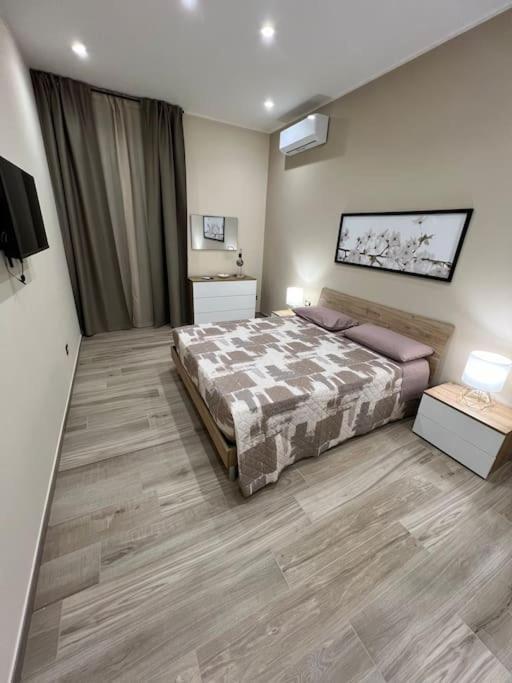 La Dimora Etnea Apartment คาตาเนีย ภายนอก รูปภาพ