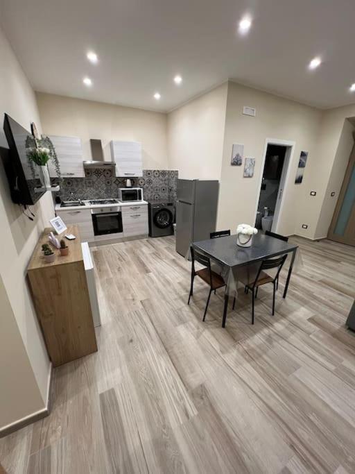 La Dimora Etnea Apartment คาตาเนีย ภายนอก รูปภาพ
