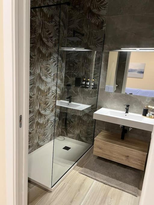 La Dimora Etnea Apartment คาตาเนีย ภายนอก รูปภาพ