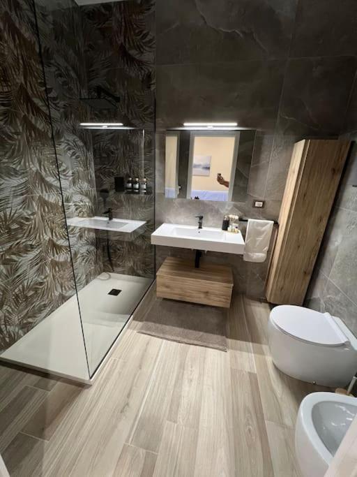La Dimora Etnea Apartment คาตาเนีย ภายนอก รูปภาพ